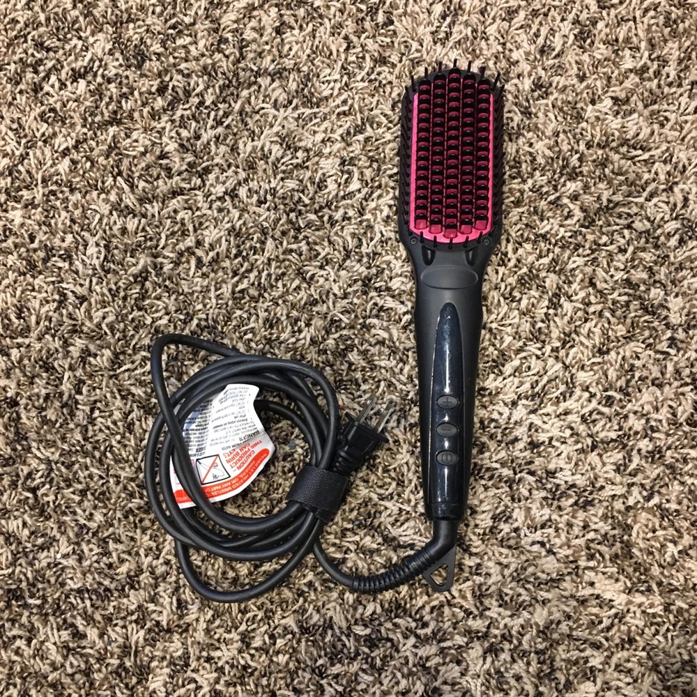 Hair straightening brush